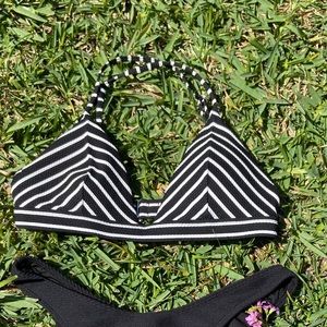 🚫📦SOLD black&White Bikini